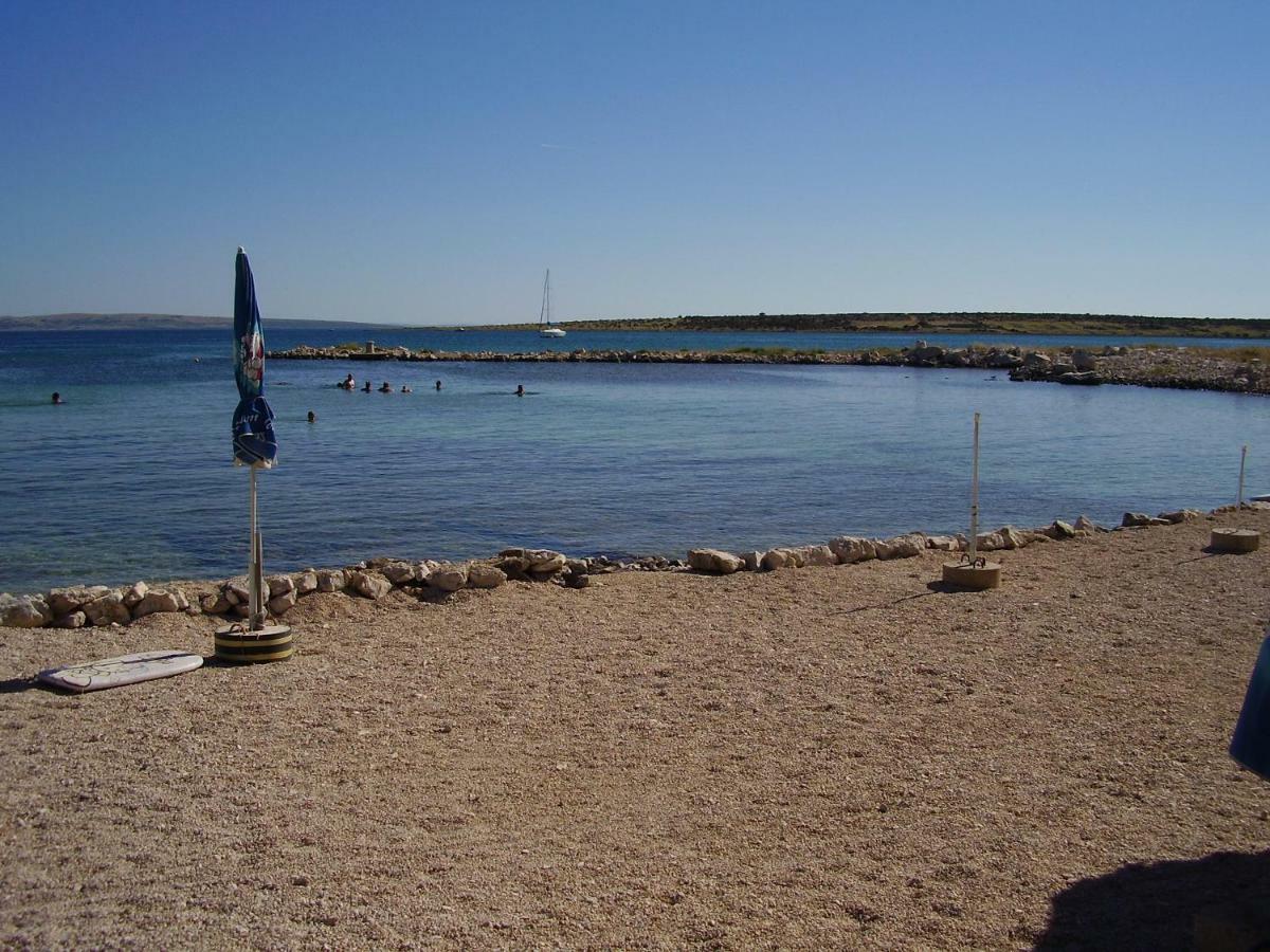 Water View Brand New Apartment, Short Stroll To Beach, Peaceful! Košljun المظهر الخارجي الصورة